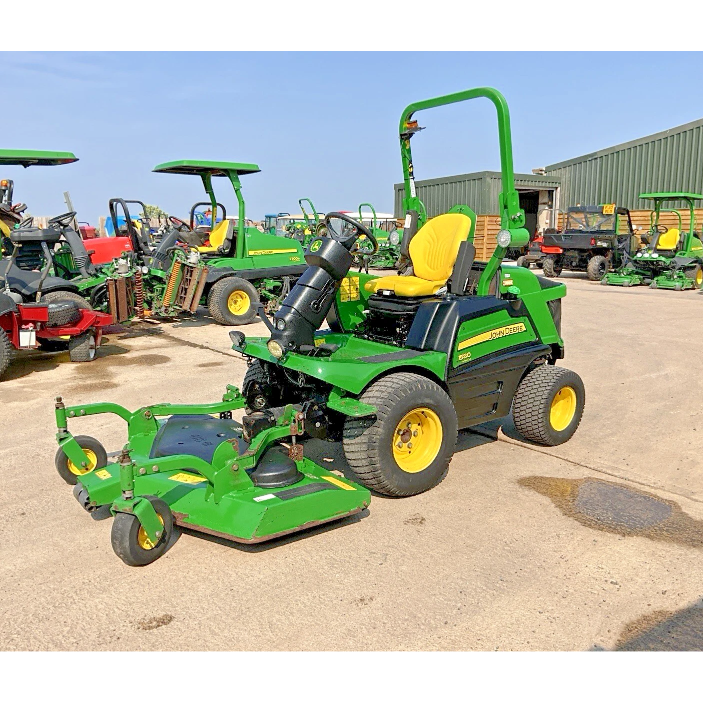 2018 JOHN DEERE 1580 OUTFRONT COMMERCIAL DIESEL RIDE ON MOWER